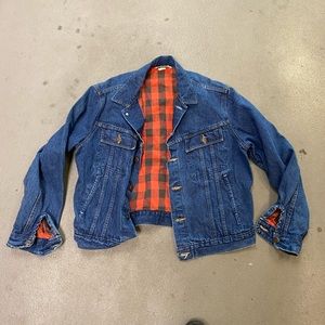 Dickies Branders flannel lined denim jacket. Fits more like 40-42